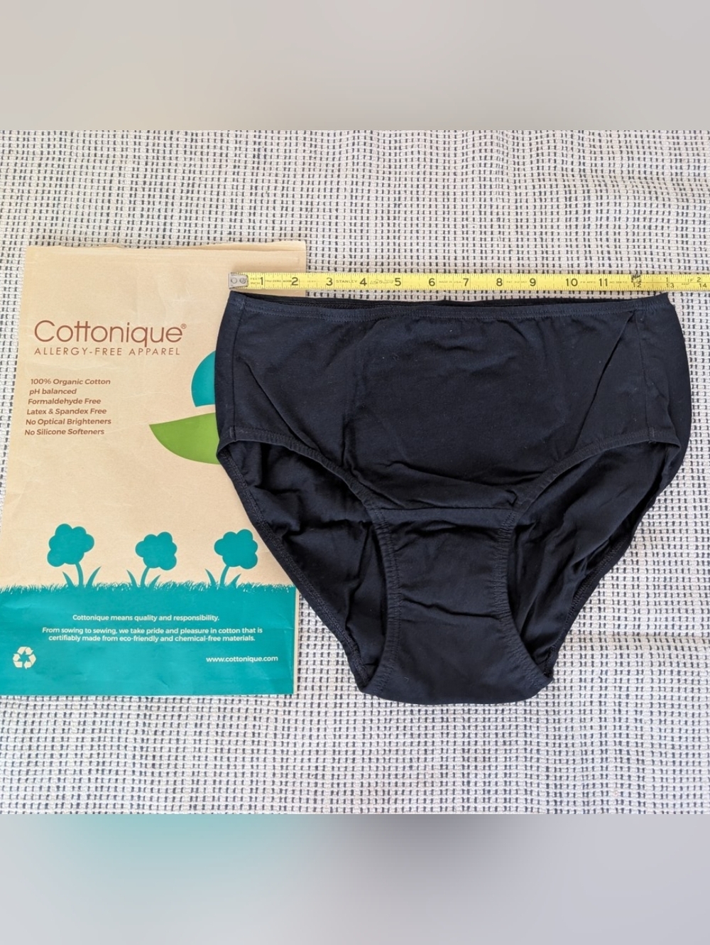 NWOT Cottonique Women's Latex-Free Organic Cotton Brief